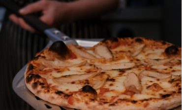 Şehrin Kalbinde İtalyan Lezzetlerine Yolculuk: Qarivo Pizza & Pasta