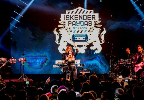 Defne Samyeli ve İskender Paydaş’tan Zorlu’da muhteşem performans