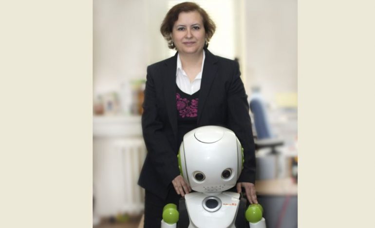 Bilim insanı Hatice Köse ile İnsan-Robot Etkileşimi Atölyesi