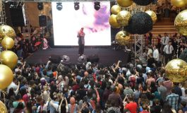 İrem Derici İstMarina AVM'yi salladı!