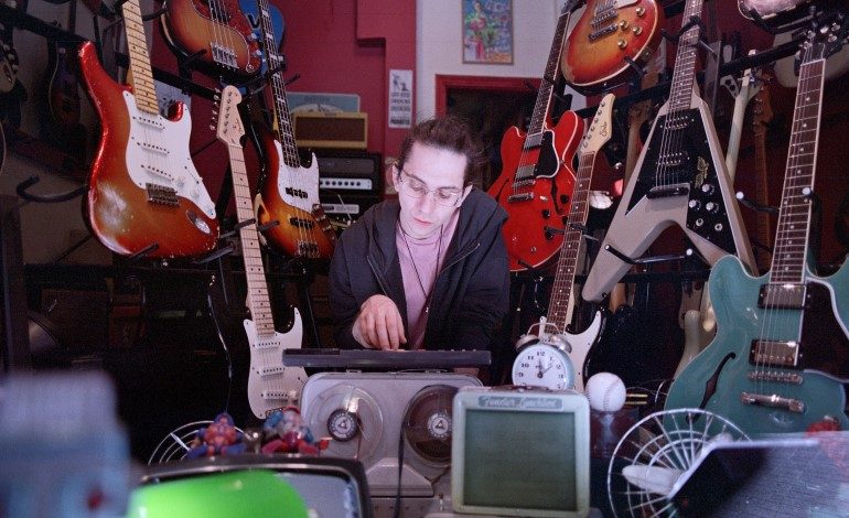 Yapı Kredi bomontiada World Akustik serisinde bu hafta: In Hoodies Avlu sahnesinde