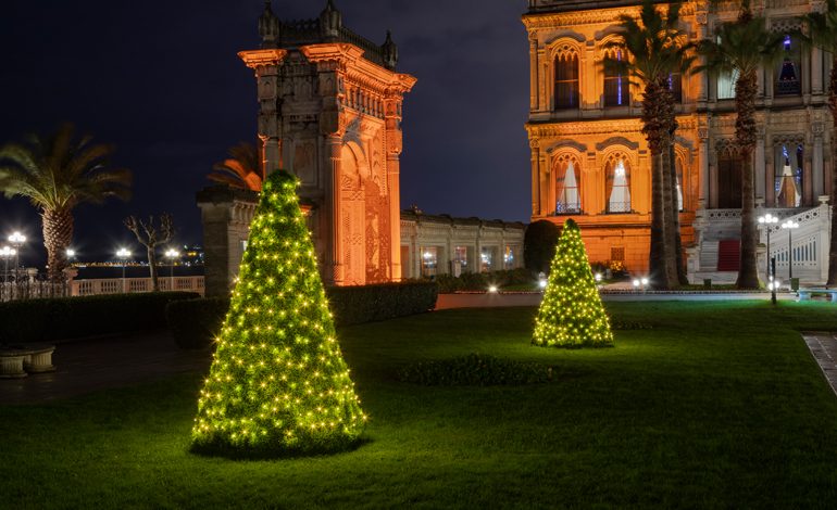 Çırağan Sarayı’ndan İhtişamlı Noel ve Yılbaşı Kutlamaları