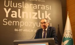 Prof. Dr. Nevzat Tarhan: “Dijital bağımlılık yalnızlığın sebeplerinden biri”