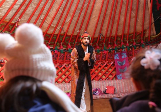 İstanbullu Çocuklar Masal Çadırı'nda Buluşuyor