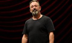 Cem Yılmaz “CMXXIV” ile Zorlu PSM’de Üçüncü Sezonuna Başlıyor!