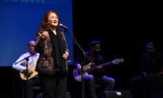 “MUHLİS AKARSU TÜRKÜLERİ”, KONUK SANATÇI SABAHAT AKKİRAZ YORUMUYLA 13 ŞUBAT’TA İBB BÜLENT ECEVİT KÜLTÜR MERKEZİ’NDE!