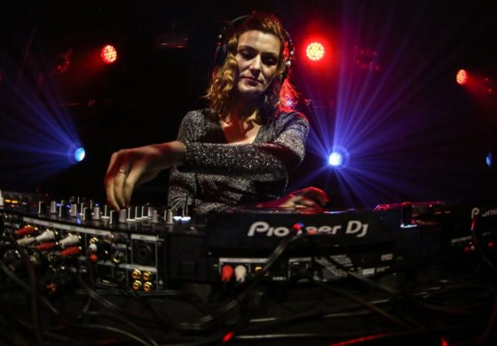 %100 Music katkılarıyla düzenlenen ve bu yıl 3 gün sürecek Sónar Istanbul’da bir sürpriz daha; SonarMini sahnesi!
