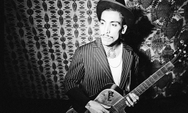 Can Bonomo “World Akustik Konserleri” kapsamında evlerimize konuk oluyor