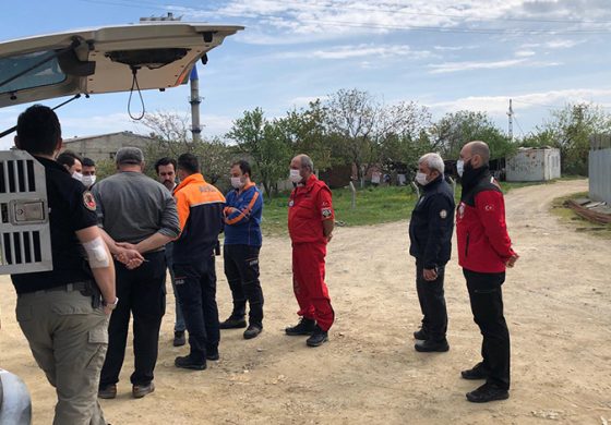 AKUT Kayıp Genç İçin Sokağa Çıkma Kısıtlamasında Operasyonda