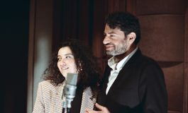 Melike Şahin ve Hakan Taşıyan'dan Sürpriz Düet: “Kilitli Kapılar Açılsa”