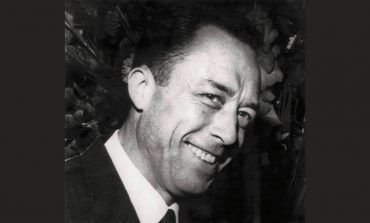 Albert Camus, Institut français Edebiyat Salonu'nda