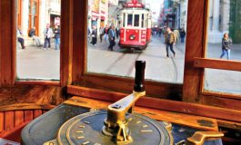 İstiklal'de Nostaljik Tramvay Seferleri Başladı