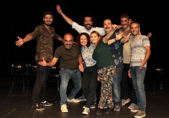 Mahşer-i Cümbüş Yılbaşı Özel Programı ile Trump Sahne'de