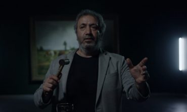 Saki Çimen'den Kısa Film (Headshot)