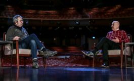 “Sahne Tozu Yutanlar”ın bu haftaki yeni bölümünde Fuat Güner ve Selçuk Yöntem sahne özlemini paylaşıyor