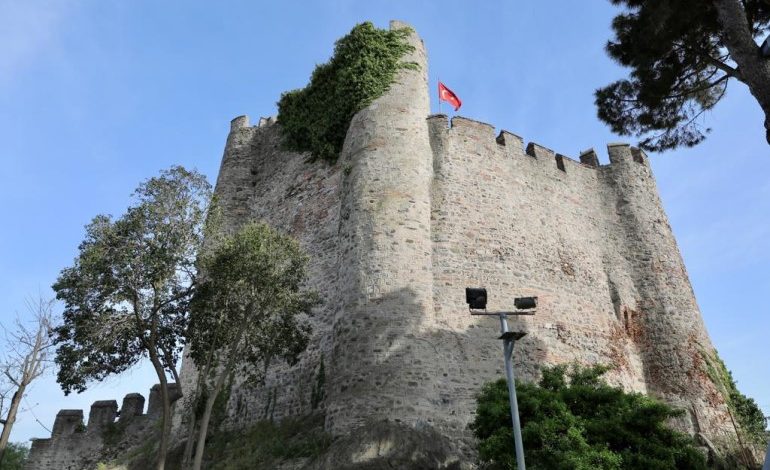 İMAMOĞLU AÇIKLADI: “RUMELİ VE ANADOLU HİSARLARI’NDA RESTORASYON ÇALIŞMALARI BAŞLADI”