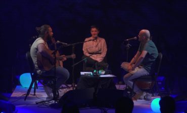 “Büyük Ev Ablukada” akustik performansları ile ENKA Açıkhava Tiyatrosu’nda