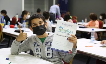 İBB’DEN GENÇLERE TEKNOLOJİ EĞİTİMİ