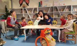 GAMZE ELİBOL ENGELLİ ÇOCUKLARIN HAYATINA SANAT İLE DOKUNARAK FARK YARATIYOR