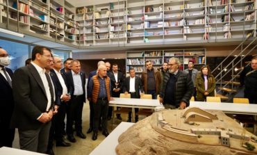 İBB Başkanı Ekrem İmamoğlu Bayburt'ta Baksı Müzesi'ni Gezdi