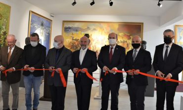 KKTC Cumhurbaşkanı Ersin Tatar “Güzel Sanatlar Yıl Sonu Sergisi”nin açılışını yaptı