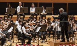 Yorglass Barış Çocuk Orkestrası’ndan yardım konseri