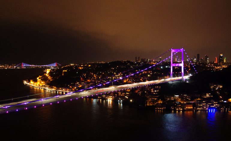 İstanbul’un Köprüleri Epilepsi İçin Mor Işık Yaktı