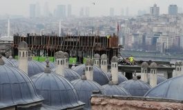 İBB, SÜLEYMANİYE’Yİ PERDELEYEN YAPI İÇİN ACİL DURDURMA İSTEDİ