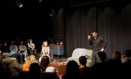 SEDEF ŞAHİN ve HAKAN BİLGİN'İN ROL ALDIĞI, DURU TİYATRO'NUN YENİ OYUNU "DÖNME DOLAP"IN PRÖMİYERİ GERÇEKLEŞTİ!