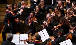 Venezuela Simon Bolivar Senfoni Orkestrası Bu Kez Genç Müzisyenler İçin Sahnede