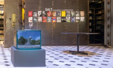 SALT'ta Aykan Safoğlu "Teneffüs" sergisini ziyaret etmek için son hafta