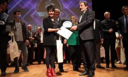 Muğla’ya Yerleşip Çiftçilik Belgesi Alan Mehtap Bayri Zeytincilikte Ödül Aldı