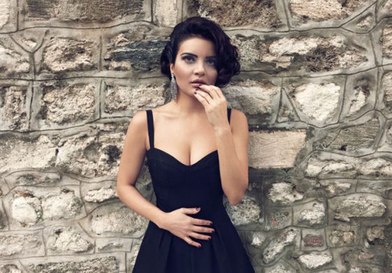 İş Sanat Sezonunu "Cuma İş Çıkışı"nda Göksel Konseri ile Tamamlıyor