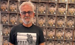 TİYATRO VE SİNEMANIN USTA İSMİ ZAFER ALGÖZ, ANILARINI ANLATTIĞI “KEN TAÇ DİS”İN İLK İMZA GÜNÜNÜ GERÇEKLEŞTİRDİ