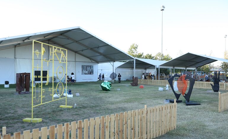 HEYKELPARK VE YENİ MEDYA: NFT SERGİLERİ İSTANBUL FESTİVALİ KÜLTÜR SANAT ALANINDA