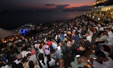 AY IŞIĞINDA CAZ KONSERLERİ YOĞUN İLGİ GÖRDÜ