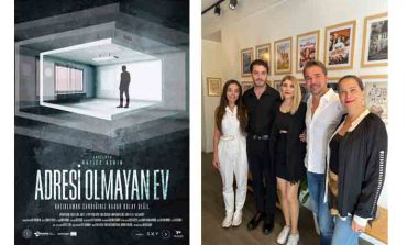 Boran Kuzum, Cansel Elçin, Janset, Zeynep Tuğçe Bayat “ADRESİ OLMAYAN EV”de