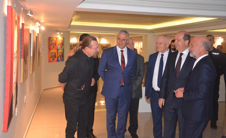 KKTC’nin kuruluşunun 39’uncu yıl dönümü onuruna, Kıbrıs Modern Sanat Müzesi tarafından düzenlenen “Cumhuriyet Sergisi” açıldı