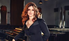 Anjelika Akbar ‘Tek Bir AnVardır’ konseriyle 26 Ocak’ta Grand Pera Emek Sahnesi’nde