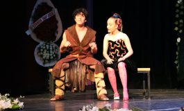 Darüşşafaka'da Perde Handan Uran Ertuğrul Anısına Açıldı