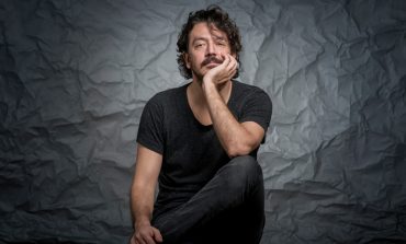 TOLGA KARAÇELİK, SAYKOTERAPİ FİLMİNİN GÖSTERİMİ ve SİNEMA SÖYLEŞİSİ İÇİN 15 ŞUBAT’TA BURSA’DA!