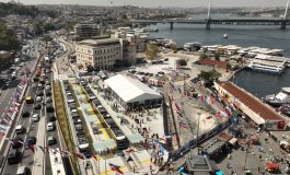 EMİNÖNÜ, TRAMVAYINA KAVUŞTU