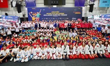 İBB’NİN SPORA VE SPORCUYA DESTEĞİ ARTARAK SÜRÜYOR