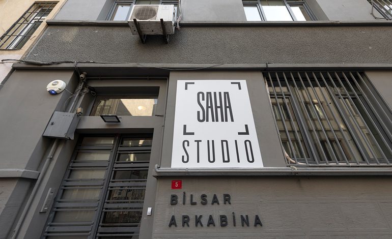 SAHA Studio 19-21 Ekim tarihlerinde her gün 12.00-19.00 saatleri arasında gezilebilecek