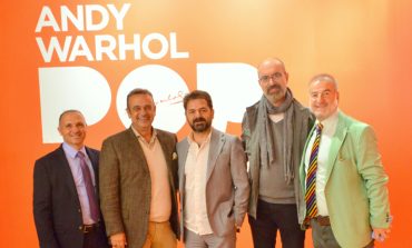 POP-ART HAREKETİNİN ÖNCÜSÜ ANDY WARHOL’UN ESERLERİ LALE VAKFI’NDA SERGİLENİYOR