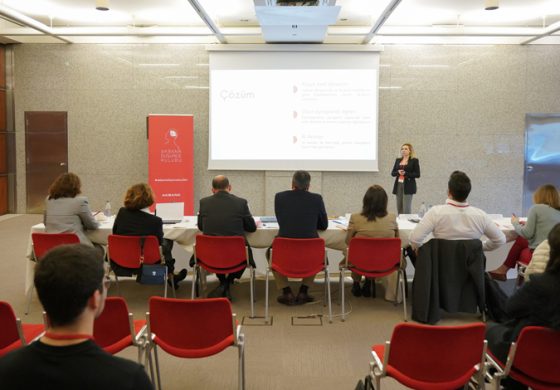 Akbank Düşünce Kulübü Gençlerin Yenilikçi Fikirlerini Ödüllendiriyor