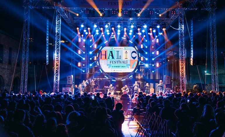 HALİÇ TERSANESİ’NDEN MÜZİK SESİ YÜKSELİYOR: İSTANBUL HALİÇ FESTİVALİ, GORAN BREGOVIĆ’İN COŞKULU ŞARKILARIYLA İSTANBUL SANAT’TA BAŞLADI!