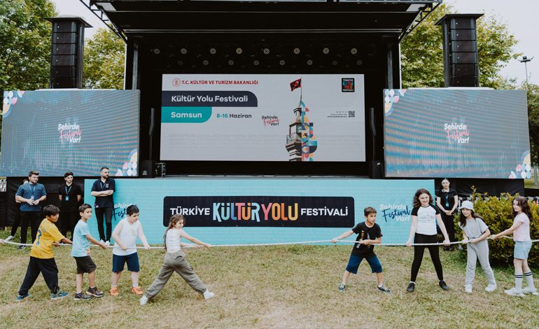 SAMSUN KÜLTÜR YOLU FESTİVALİ TÜM COŞKUSUYLA BAŞLADI