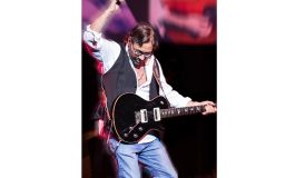 Gitar efsanesi Al Di Meola konserinin biletleri yüzde 40 indirimle Biletinial’da