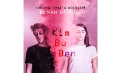 Kenan Doğulu, Müziklerini Yaptığı “Kim Bu Ben” Oyununun Bestelerini Albüme Dönüştürüyor!